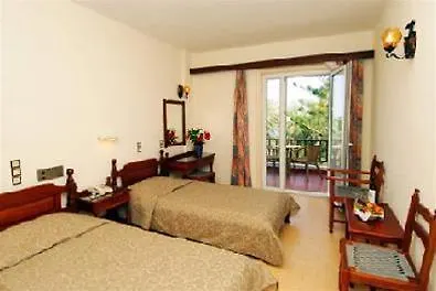 Palm Hotel